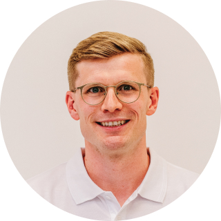 Portrait Dr. Julian Büscher